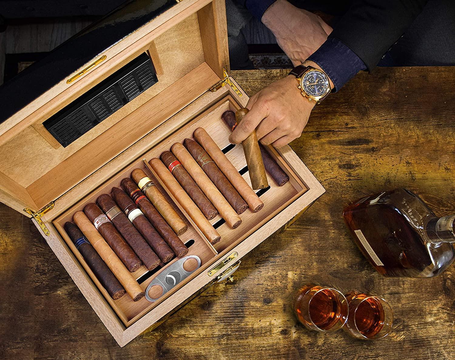 A cigar and drink arranged for an evening smoke